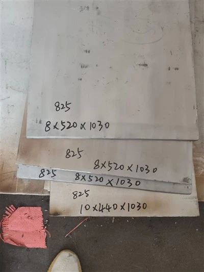 Alloy 825 Plak - 520 × 1030 × 8 mm